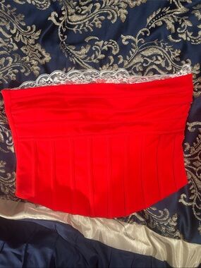 Red Lace-Trim Strapless Crop Top